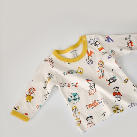 Organic Comfort Meets Adorable Design: 2-Piece Little People Set. - Picture 6 of 7